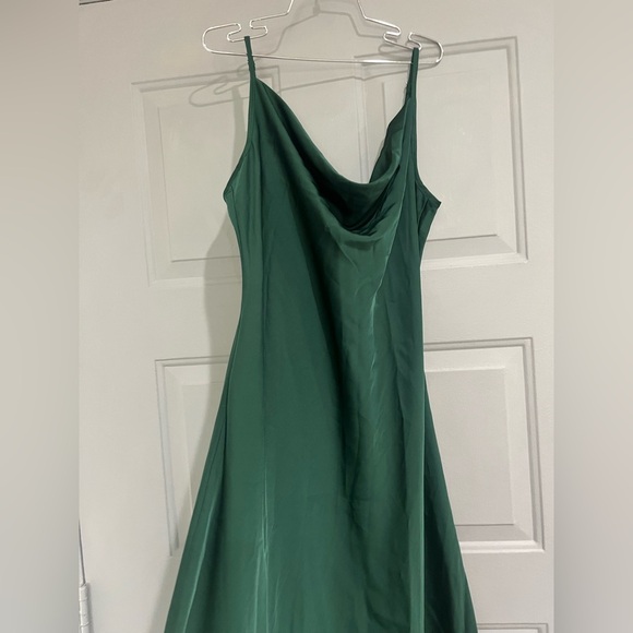 Floerns Spaghetti Strap Cowl Neck Long Slip Midi Dress Med - Picture 8 of 13